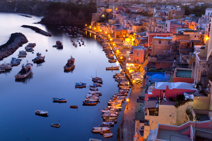 산타루치아 항구